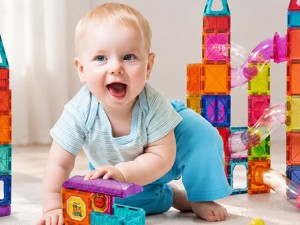Manyetik Lego Nedir? Magnetic Tiles Çocuklara Ne Kazandırır?