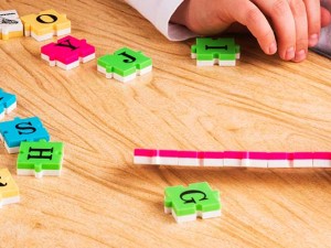 Çocuklar İçin Kelime Oyunlarının Faydaları Çocuklar İçin Kelime Oyunlarının Faydaları