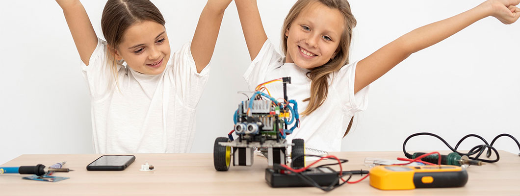 Çocuklarda Mekanik Merakı Nasıl Başlar? Küçük Keşiflerle Bilime Adım Atmak