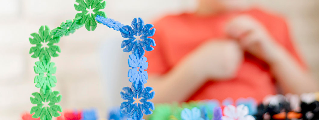 Çocuklarda İnce Motor Becerileri Nasıl Gelişir? Blok Oyuncakların Gücü